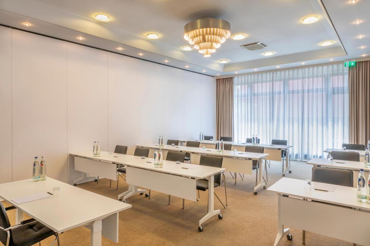 Hotel Frankfurt Messe Affiliated By Melia 4*